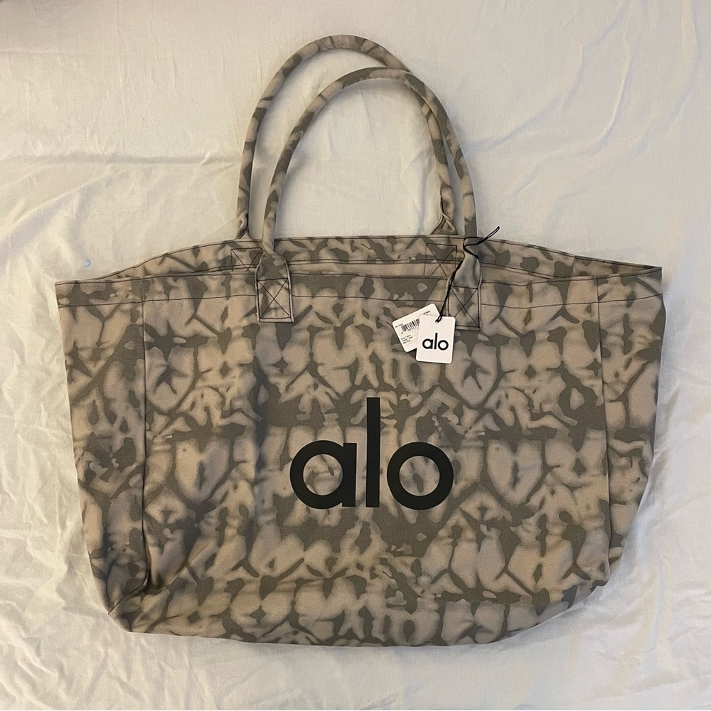 Alo Yoga Grey Tie Dye Tote Bag